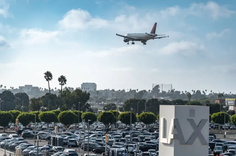 Airport Hotel Shuttle vs Parking - Airport Hotel Free Shuttle vs Offsite Parking Cost USA