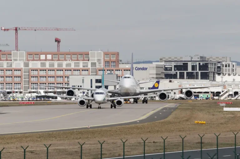 Frankfurt Airport Hotel Cost - Frankfurt Airport Transit Hotel Cost Guide Germany