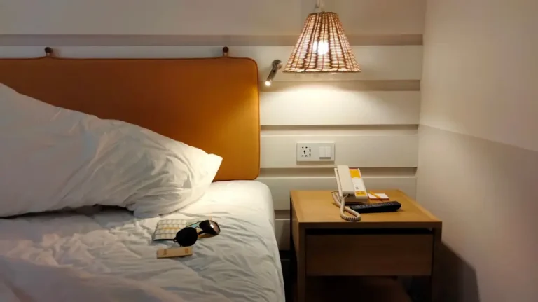 Hotel Room Size by Brand - Hotel Chain Room Size and Value Comparison by Brand USA