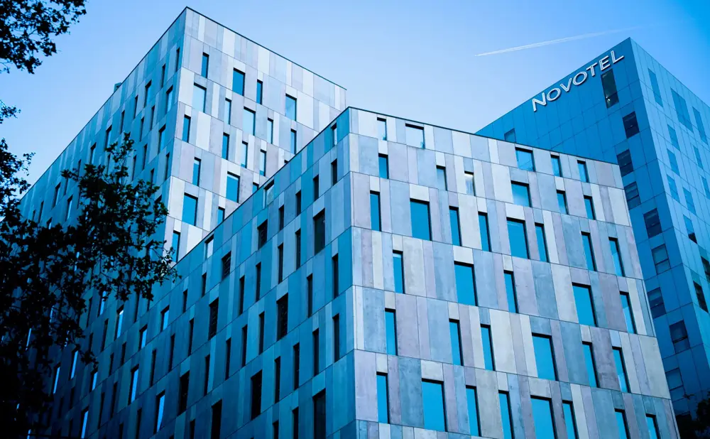 Ibis vs Novotel Cost
