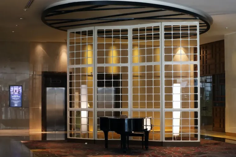 Marriott vs Hilton for Families - Marriott vs Hilton for Families Cost and Perks Comparison USA